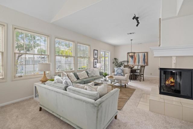 717 C Ave, Coronado CA: https://media.crmls.org/mediaz/9adc297c-1ed1-4b1c-a7df-41b006ad235d.jpg