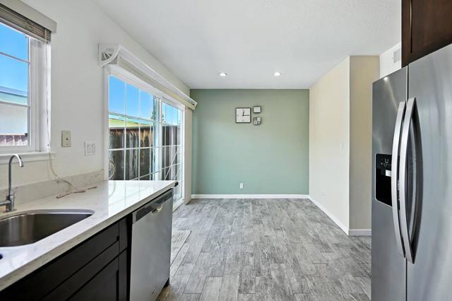 4423 Corto Monterey, Union City CA: https://media.crmls.org/mediaz/9add0be6-0ba7-4cd0-b51f-aefde28509c5.jpg