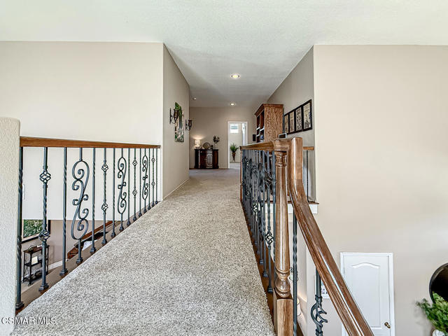 11535 Northdale Drive, Moorpark CA: https://media.crmls.org/mediaz/9add67e4-a1bc-4eee-9d3f-8ff80568b65b.jpg