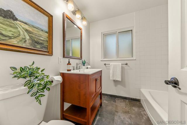 4464 Kamloop Ave, San Diego CA: https://media.crmls.org/mediaz/9add78b0-6ba2-49c3-8992-8e30c5ef9d55.jpg