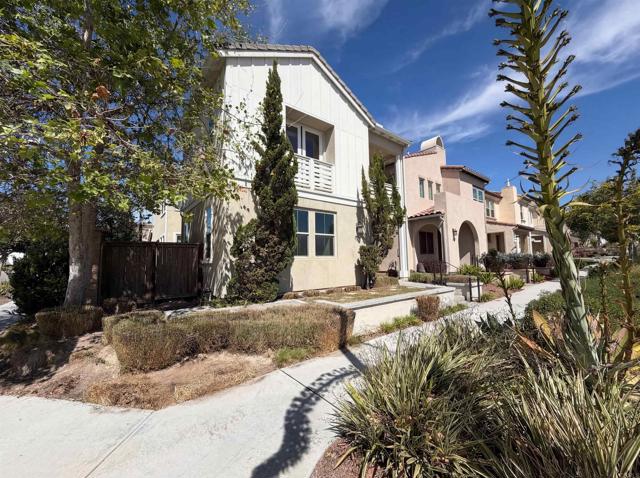 Detail Gallery Image 11 of 36 For 951 Camino Aldea, Chula Vista,  CA 91913 - 4 Beds | 3 Baths