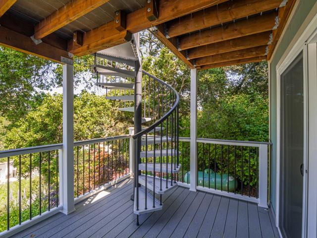 609 Encino Drive, Aptos CA: https://media.crmls.org/mediaz/9addd24b-2688-4762-9ff5-7684a8d15d84.jpg
