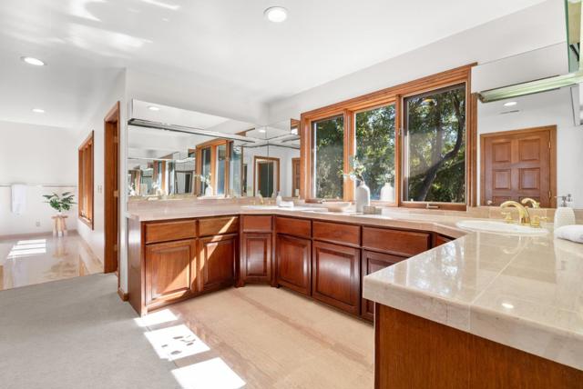 625 Quail Run, Aptos CA: https://media.crmls.org/mediaz/9ade5b56-7119-476b-8f9a-663520373c2f.jpg