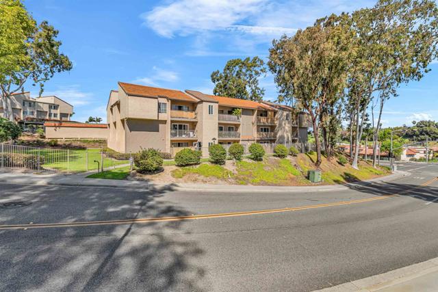 Detail Gallery Image 21 of 26 For 2382 Hosp Way #143,  Carlsbad,  CA 92008 - 2 Beds | 1 Baths