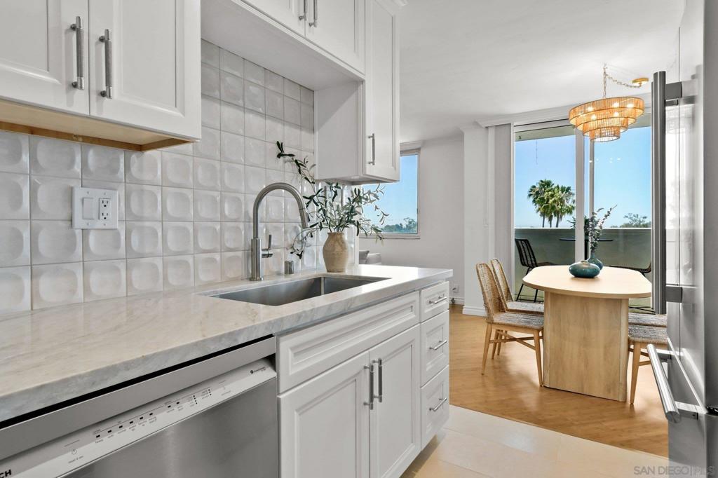 1907 Robinson Ave - photo 15