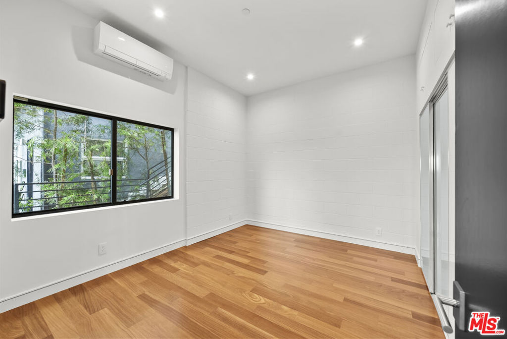 MLS #26856391 image #38