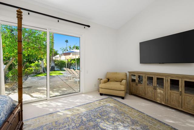 76101 Zuni Road, Indian Wells CA: https://media.crmls.org/mediaz/9ae06e87-8aa2-4266-864e-88bc0685da3a.jpg