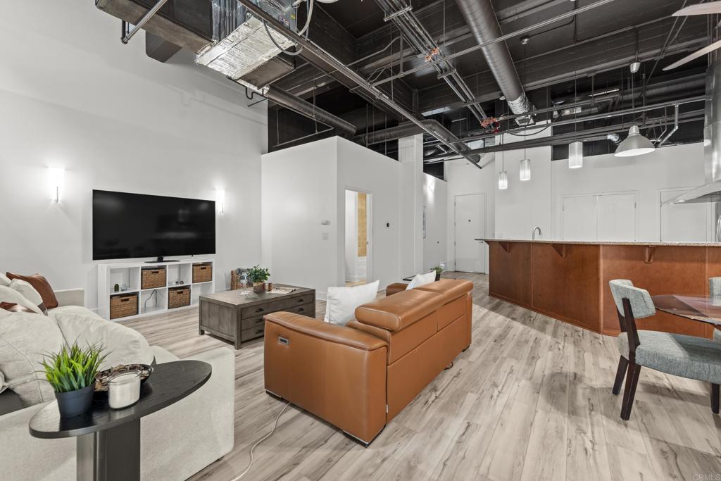 950 6th Avenue - photo 16