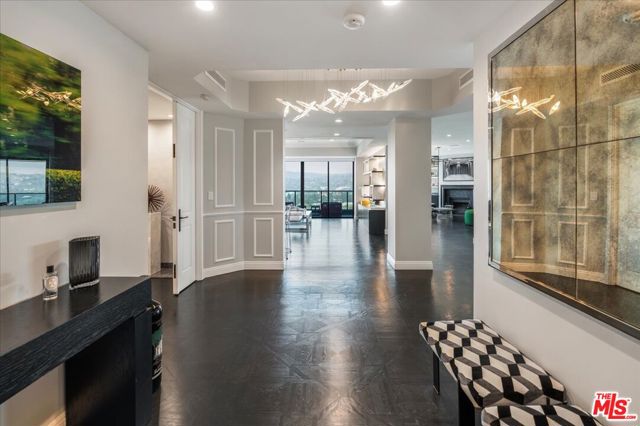 10490 Wilshire Boulevard, Los Angeles CA: https://media.crmls.org/mediaz/9ae0eb12-b2ac-4906-a5b4-c6090724f34f.jpg
