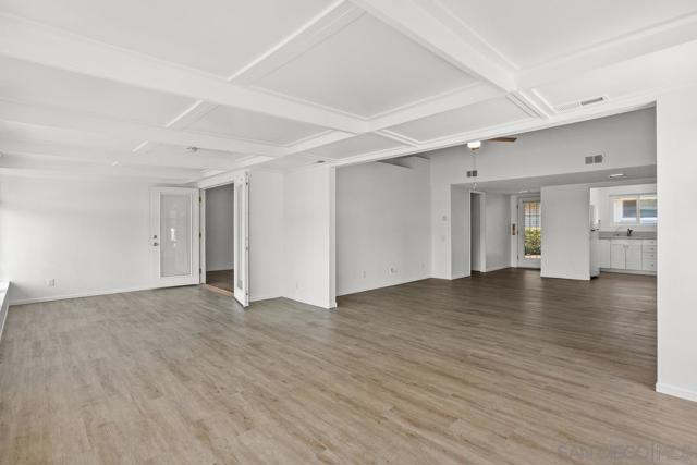 3760 Vista Campana S, Oceanside CA: https://media.crmls.org/mediaz/9ae124c0-6d93-4242-9d56-7ac0d715476b.jpg