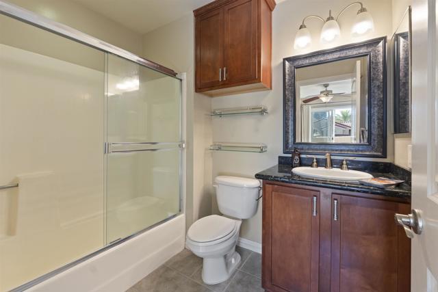 100 Sea Cliff Way, Oceanside CA: https://media.crmls.org/mediaz/9ae13322-5f89-49b0-b51e-6e2fc7cd5351.jpg