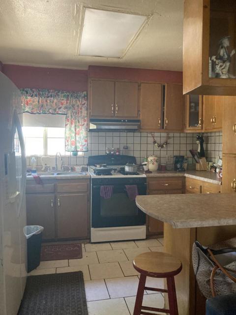 3550 W Hobson Way, Blythe CA: https://media.crmls.org/mediaz/9ae18232-dd26-4d89-89da-bfc55c5fddb0.jpg
