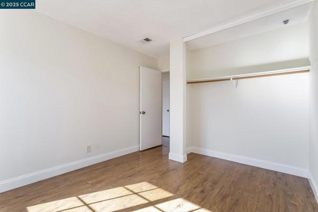 1769 Redwood Rd, Hercules CA: https://media.crmls.org/mediaz/9ae20198-4da4-4a9e-a24b-d7147b291be4.jpg