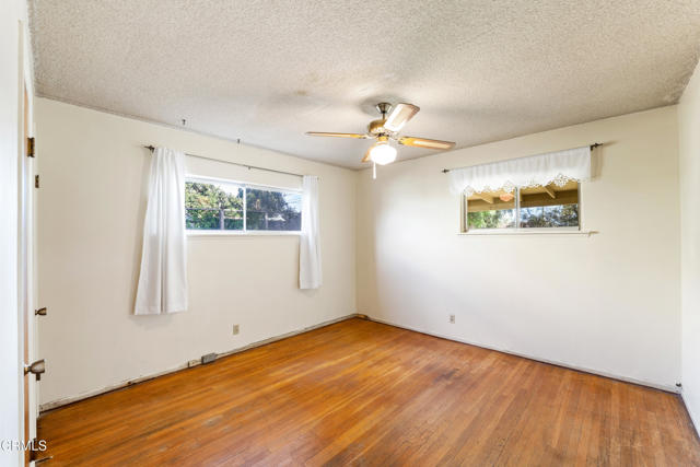 Detail Gallery Image 17 of 33 For 7092 Harmon Dr, Ventura,  CA 93003 - 3 Beds | 2 Baths