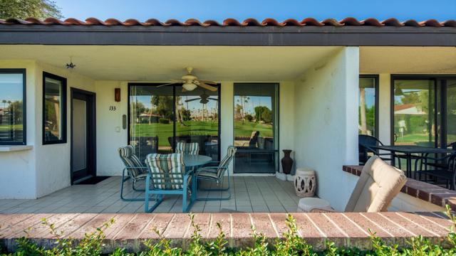 133 Torremolinos Drive, Rancho Mirage CA: https://media.crmls.org/mediaz/9ae37b5e-9785-4573-8d92-48e8a0a70df6.jpg