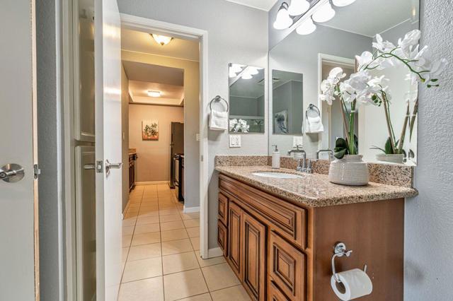324 Catalpa Street, San Mateo CA: https://media.crmls.org/mediaz/9ae4c06a-be9e-4c3a-bf4f-9fe9ca859772.jpg