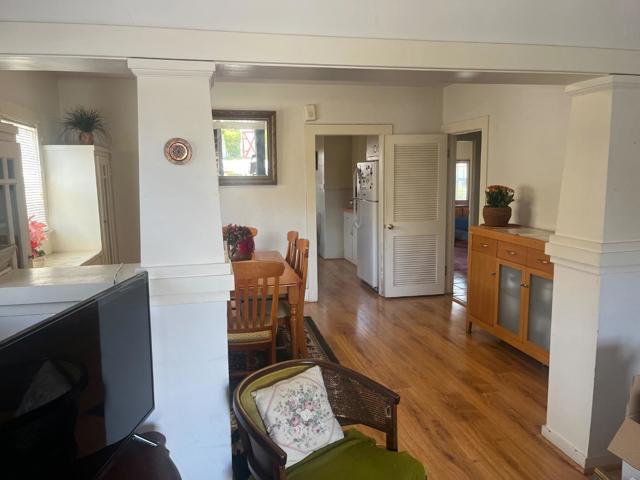 105 Palm Avenue, Watsonville CA: https://media.crmls.org/mediaz/9ae60371-02e9-42d2-b1bb-3e0cb25a8c81.jpg