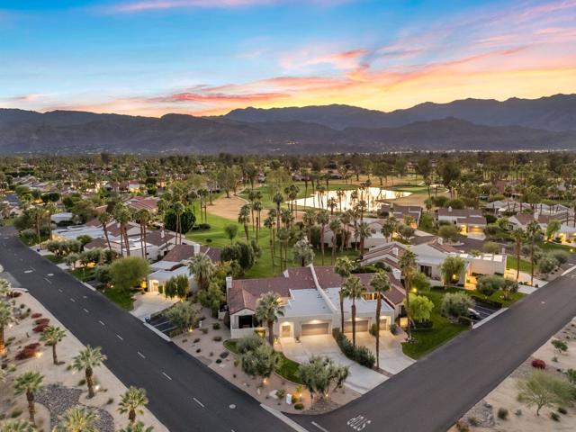 10605 Wimbledon Drive, Rancho Mirage CA: https://media.crmls.org/mediaz/9ae642d0-349d-465c-97f0-a48c1ea463ba.jpg
