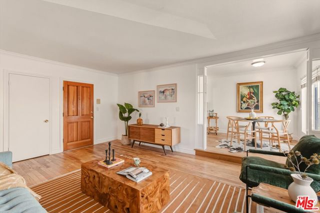 425 Idaho Avenue, 10 photo 5