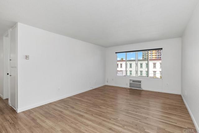 Image 8 of 25 For 3431 Park Boulevard 204