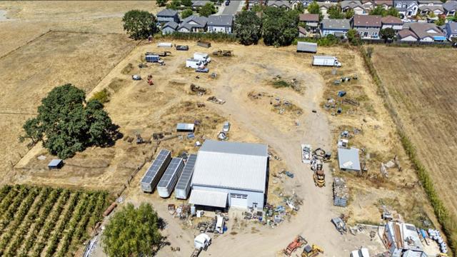 947 Yuba Drive, Santa Rosa CA: https://media.crmls.org/mediaz/9ae6d8ab-4376-4e27-9393-687e9f79ee20.jpg