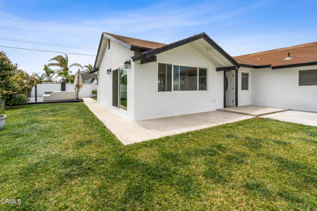 1712 N 7th Place, Port Hueneme CA: https://media.crmls.org/mediaz/9ae709a9-abdf-4680-a618-8fa81893b955.jpg