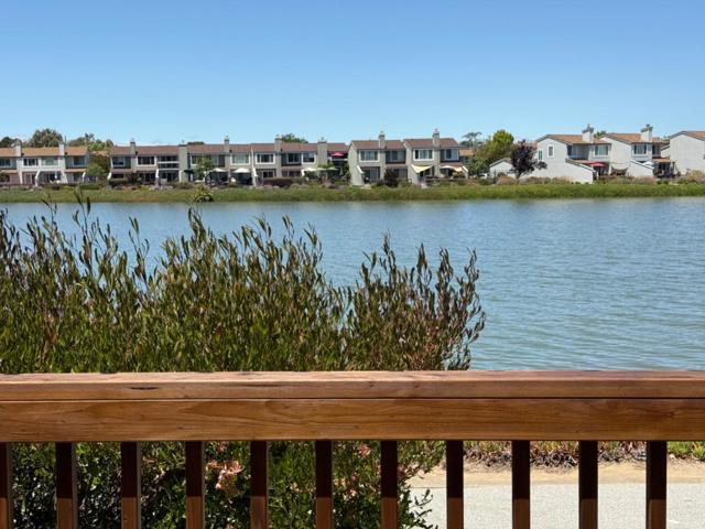 159 Port Royal Avenue, Foster City CA: https://media.crmls.org/mediaz/9ae73135-57a7-4b8e-a795-2679113400da.jpg