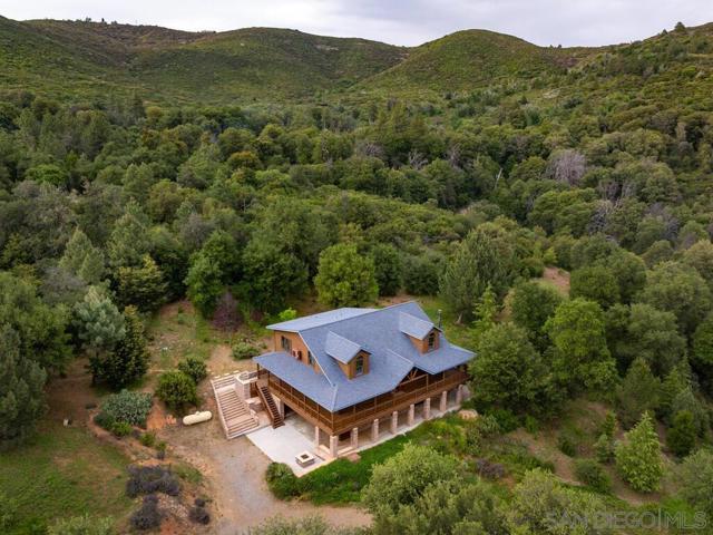 1068 W Incense Cedar Road, Julian CA: https://media.crmls.org/mediaz/9ae7399e-d9f0-4900-8083-745eda7c6b85.jpg