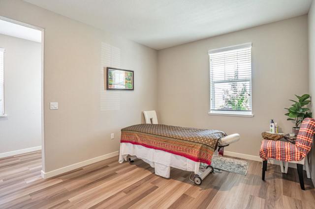 2143 Lavender Place, Rio Vista CA: https://media.crmls.org/mediaz/9ae7fad1-6e32-4499-8bae-74eadcd8663f.jpg