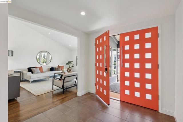 Image 4 of 60 For 7919 Phaeton Dr