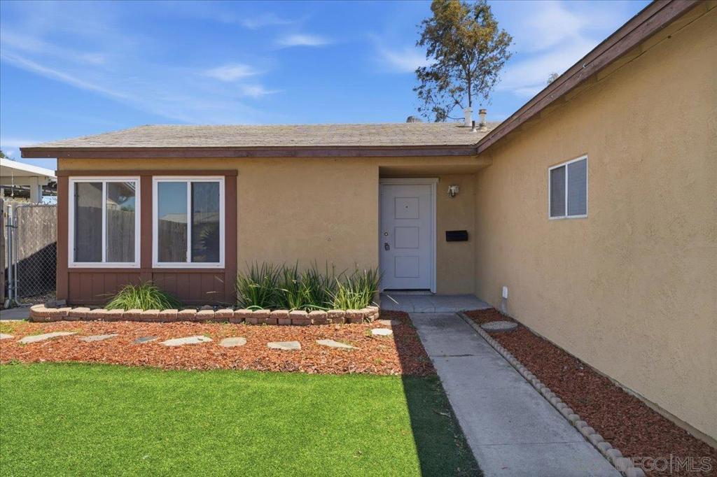 8737 Jade Coast Dr - photo 3