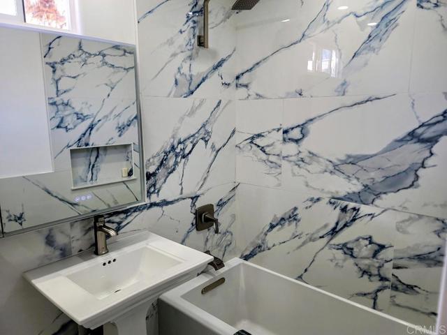 Detail Gallery Image 20 of 32 For 245 W Bobier Dr #90,  Vista,  CA 92083 - 2 Beds | 2 Baths