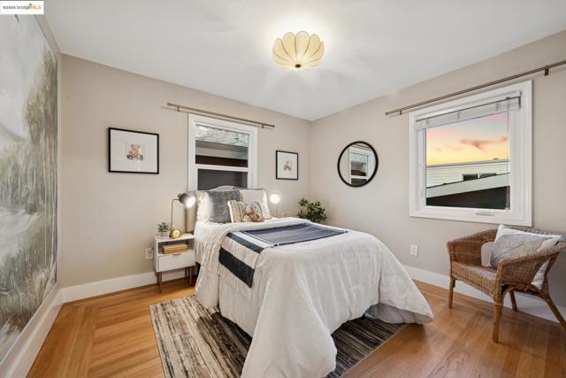 1417 Richmond St, El Cerrito CA: https://media.crmls.org/mediaz/9ae9972c-a40d-4fc5-a0b0-ad8a41fd811c.jpg