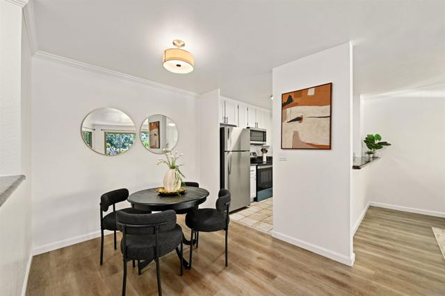 5708 Baltimore Dr, La Mesa CA: https://media.crmls.org/mediaz/9aeaf33c-b95c-4a0e-901b-0bef100bd6d3.jpg