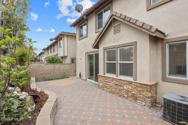 1759 Watercrest Way Simi-large-024-015-B