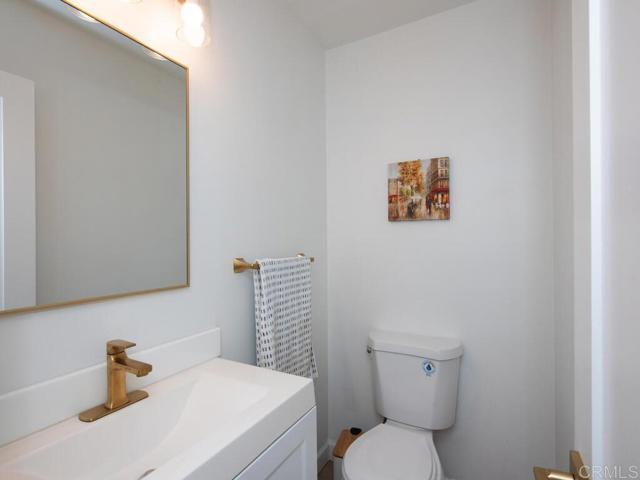 Detail Gallery Image 12 of 37 For 2525 Jefferson St #B,  Carlsbad,  CA 92008 - 2 Beds | 1/1 Baths