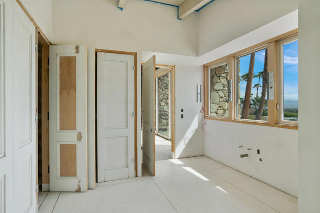 925 W Coronado Avenue, Palm Springs, CA 92262