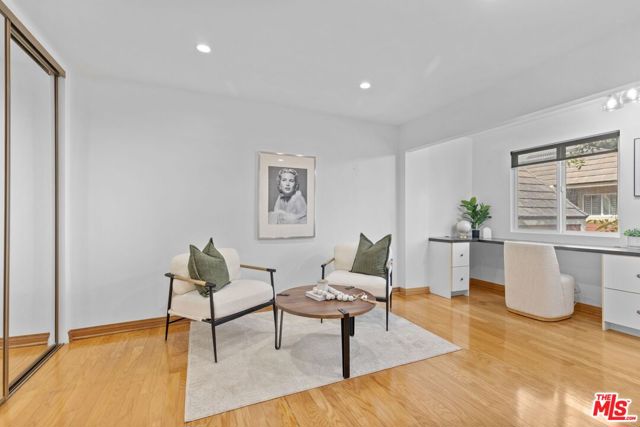 3950 Via Dolce, Marina del Rey CA: https://media.crmls.org/mediaz/9aeee254-289f-457b-a8ff-c72e6cb57a86.jpg