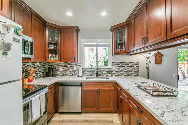 970 Ortega Circle, Gilroy CA: https://media.crmls.org/mediaz/9aefd269-c79c-49f1-829e-6e90a3025bce.jpg