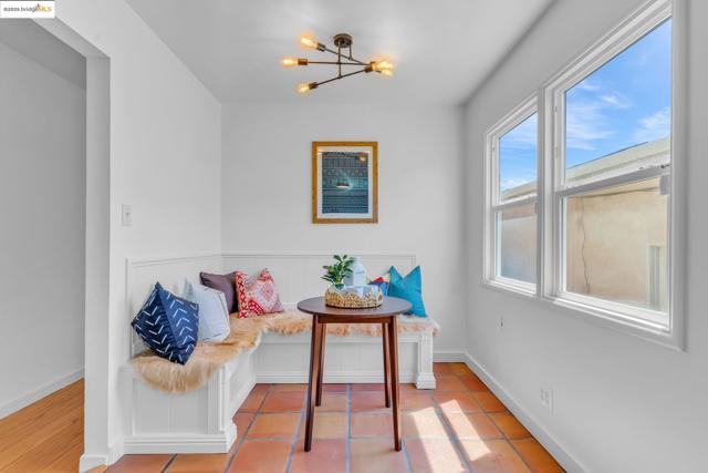 7231 Plank Ave, El Cerrito CA: https://media.crmls.org/mediaz/9af08135-74ef-456f-a3f6-ef4b82c353dc.jpg
