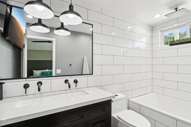 5406 luis Drive, Agoura Hills CA: https://media.crmls.org/mediaz/9af15fbc-566a-43d6-a87a-cea50d06c75f.jpg