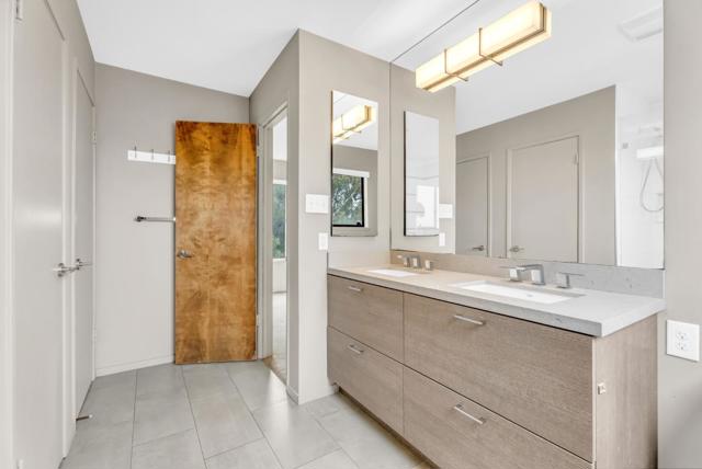 999 Carolina Street, San Francisco CA: https://media.crmls.org/mediaz/9af3bf70-1458-4fe5-b6ee-a89055186eb8.jpg