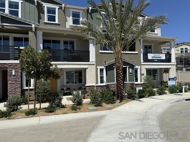 504 Lotus Drive, San Marcos CA: https://media.crmls.org/mediaz/9af4fa94-5ac9-4f87-84c9-fcbbc10064ca.jpg