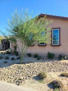82147 Modena Road, Indio CA: https://media.crmls.org/mediaz/9af5133f-82a5-4a8f-a586-754f63db7100.jpg