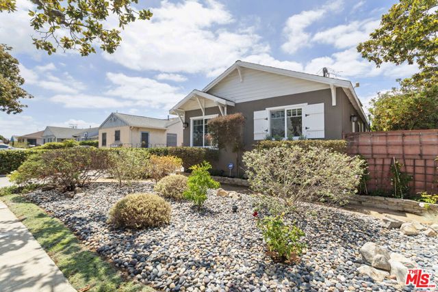 2500 Armour Lane, Redondo Beach, California 90278, 3 Bedrooms Bedrooms, 0 ,2 BathroomsBathrooms,Residential,For Sale,Armour,0,26853721