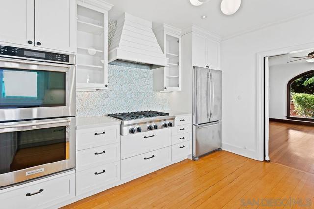 2302 Fort Stockton, San Diego CA: https://media.crmls.org/mediaz/9af56f9a-93e2-43d4-998c-4cfb6ee0175d.jpg