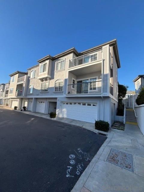 8641 Via Mallorca, La Jolla CA: https://media.crmls.org/mediaz/9af6b68f-2361-4187-92c8-62b9222b5941.jpg