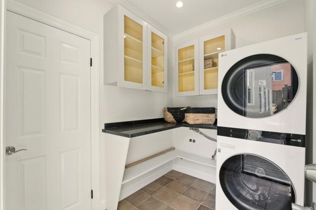 1260 Monterey Boulevard, San Francisco CA: https://media.crmls.org/mediaz/9af71ee0-e63e-400f-90dc-5a13bdd9039d.jpg