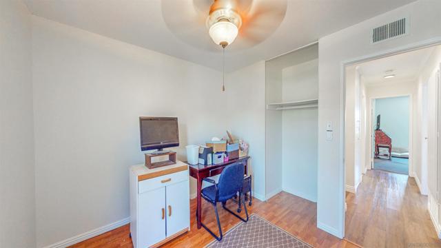 2701 Harriet St, Oceanside CA: https://media.crmls.org/mediaz/9af7dcf5-f6b6-4126-a205-5c625c24971f.jpg