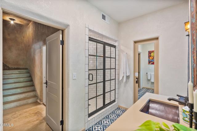 Detail Gallery Image 17 of 64 For 2707 Hermosita Dr, Glendale,  CA 91208 - 3 Beds | 3/1 Baths
